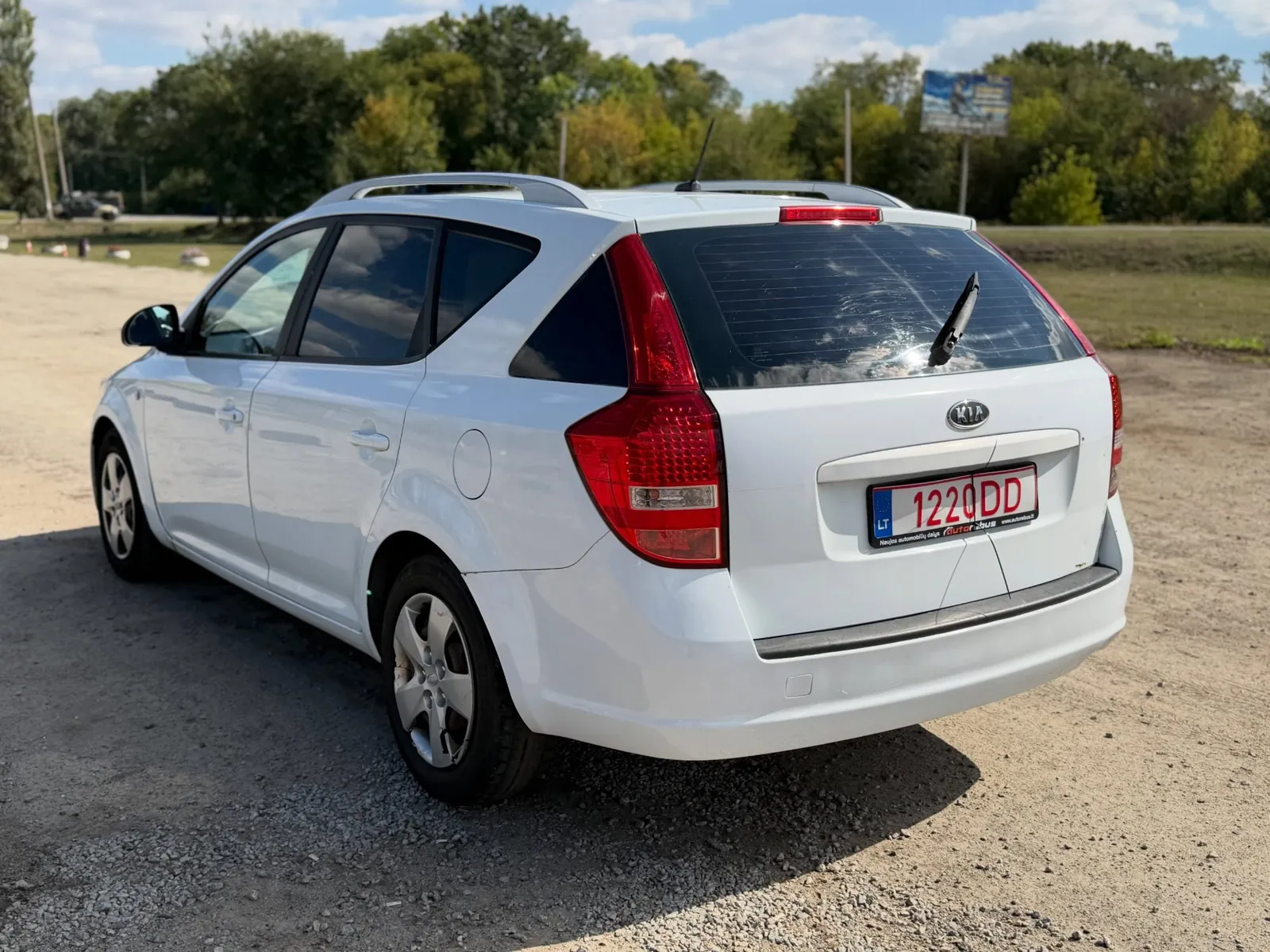 Kia Cee'd SW 2012 — фото 4